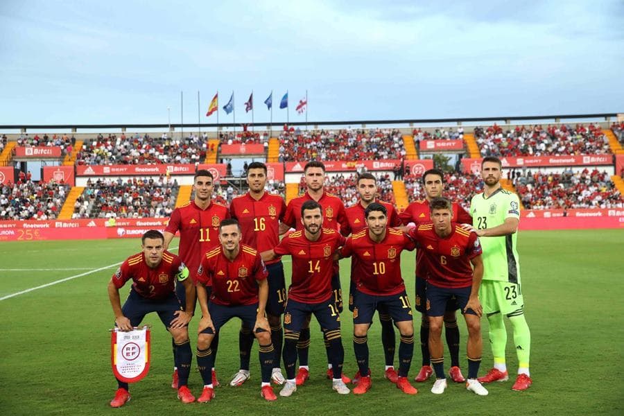 Tây Ban Nha là ứng cử viên vô địch nằm ở bảng B 